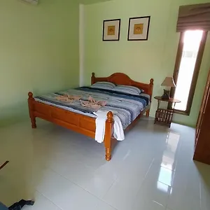 lanta-lucky-house.koh-lantahotels.net/